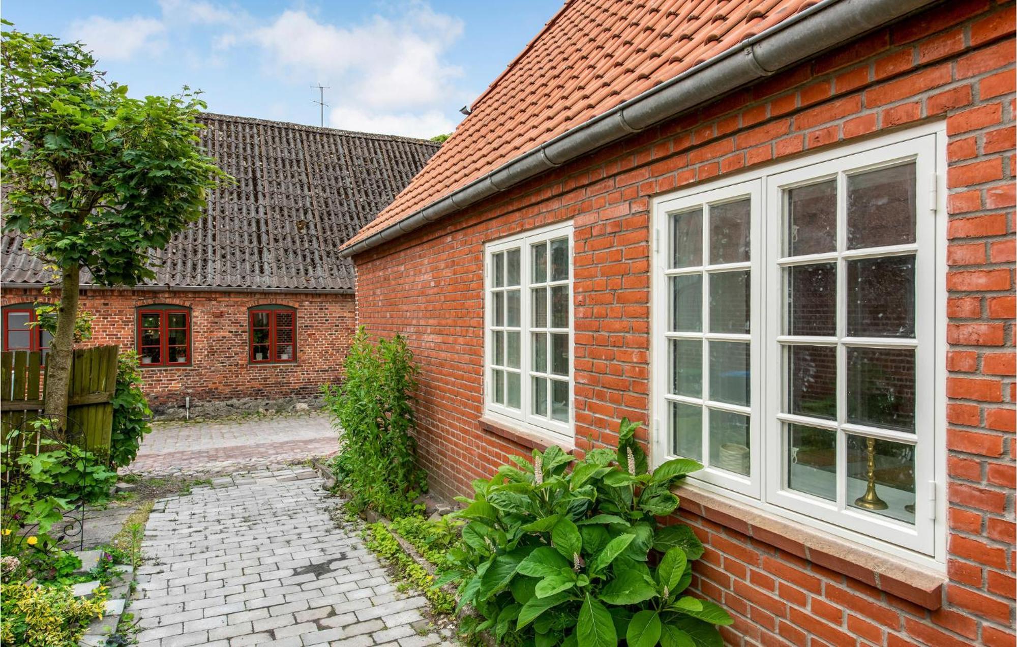 Pet Friendly Home In Hojer With Kitchen Højer Exterior foto